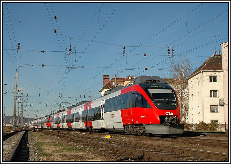 4024er Tandem als R 4023 bei der Ausfahrt aus dem Grazer Hauptbahnhof am 23.11.20006. Zielbahnhof: Spielfeld-Stra.
