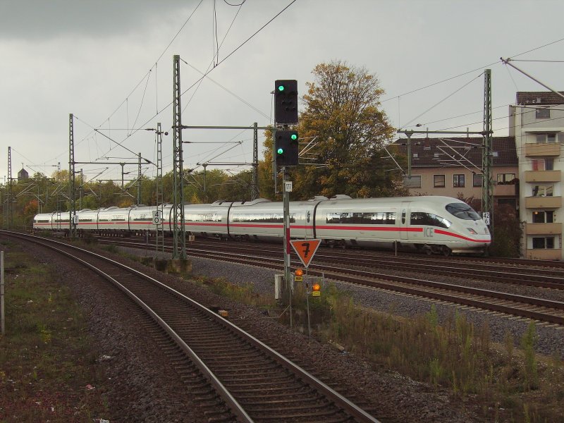 406 052  Arnhem  als ICE 123 Amsterdam-Centraal - Frankfurt(Main)Hbf in K�ln-Buchforst. 27.10.08