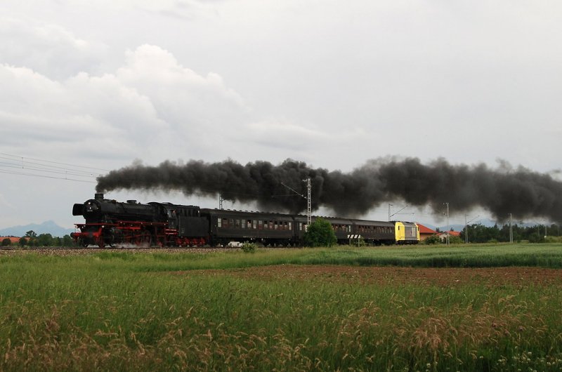 41 018 mit 86206 bei Otterfing (27.05.2007)