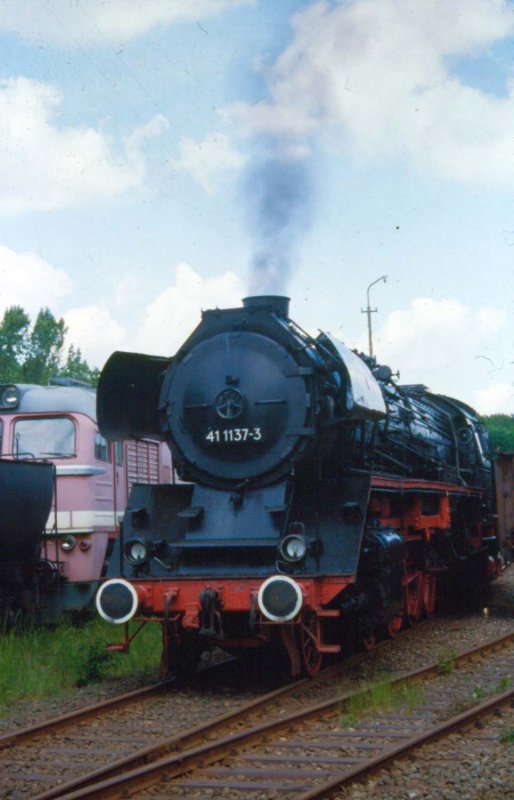41 1137-3 im Eisenbahnmuseum Hermeskeil August 1995