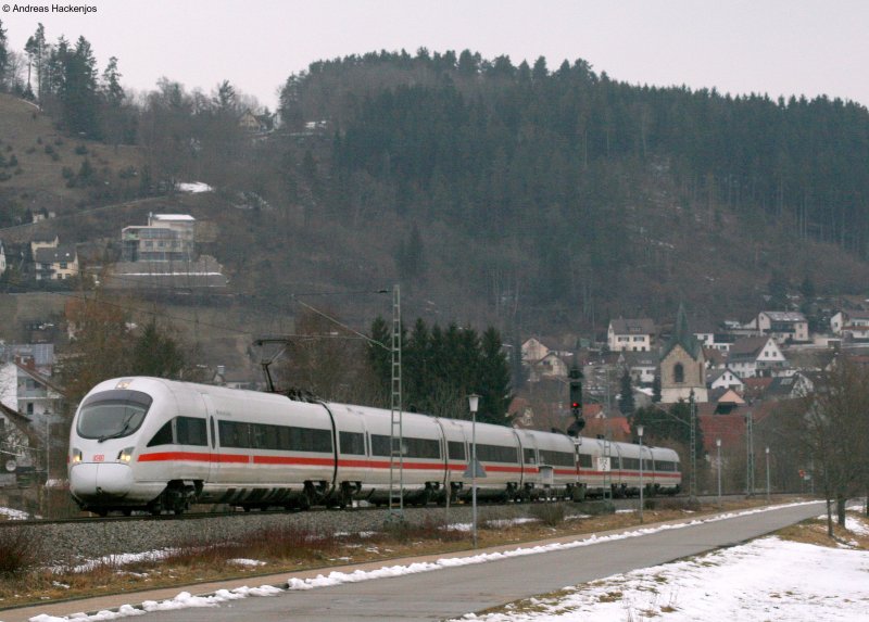 411 083-9 (Tz 1183) Oberursel/Taunus als ICE281 (Stuttgart Hbf-Zrich HB) bei Epfendorf 26.2.09