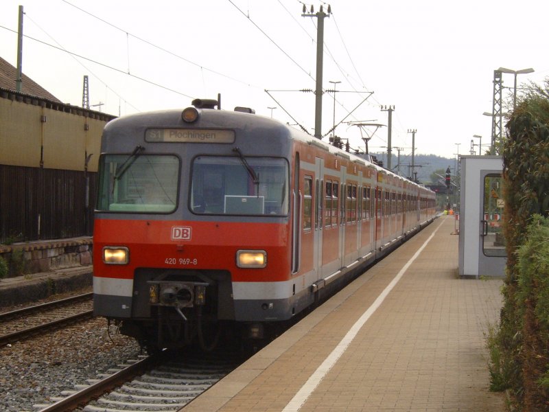 420 469 in Bblingen (S-Bahn Stuttgart) am 21.07.2006.