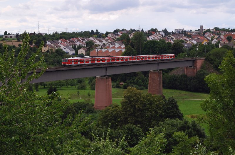 420'er auf Neckarbr�cke bei Marbach (20.07.2008)