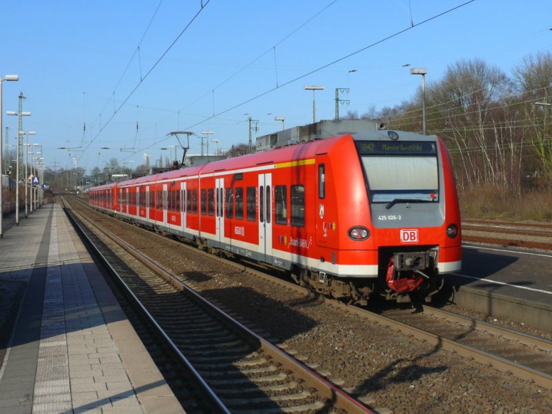 425 026-2 bei der Ausfahrt in Recklinghausen am 18.3.2009