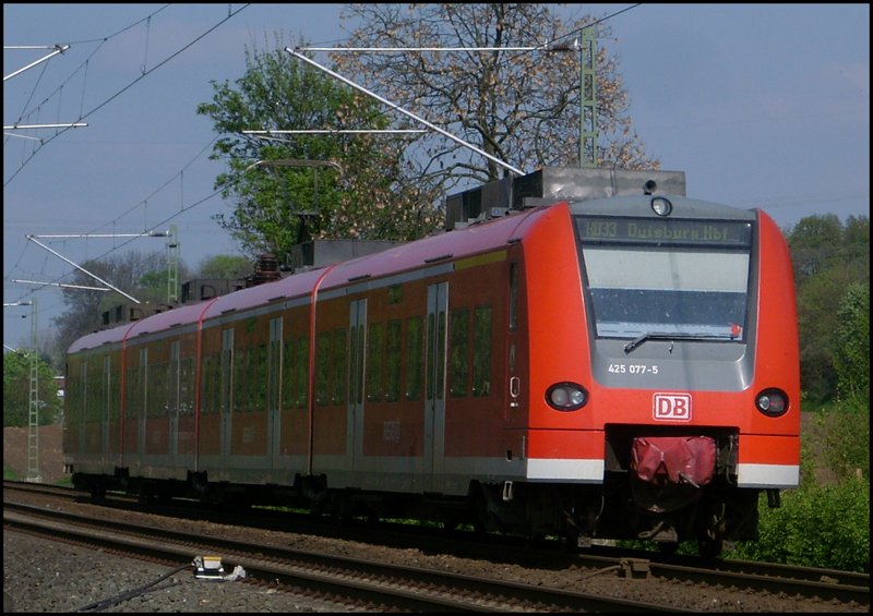 425 077 als  Rhein-Niers-Bahn  RB11072 nach Duisburg Hbf am B km 28.2 19.4.2009