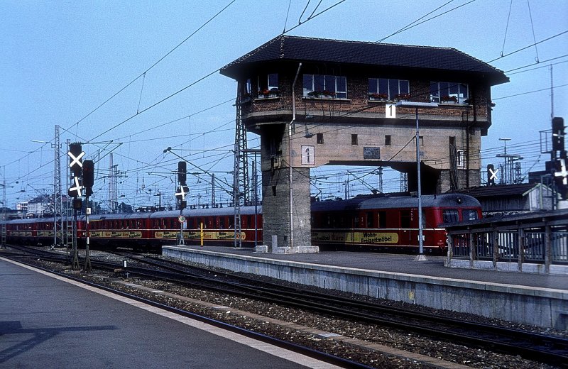 425 106 + 107  Stuttgart  08.07.77