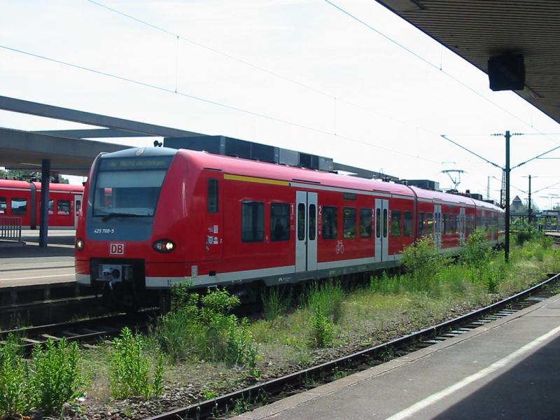 425-206 in Ludwigshafen tief.