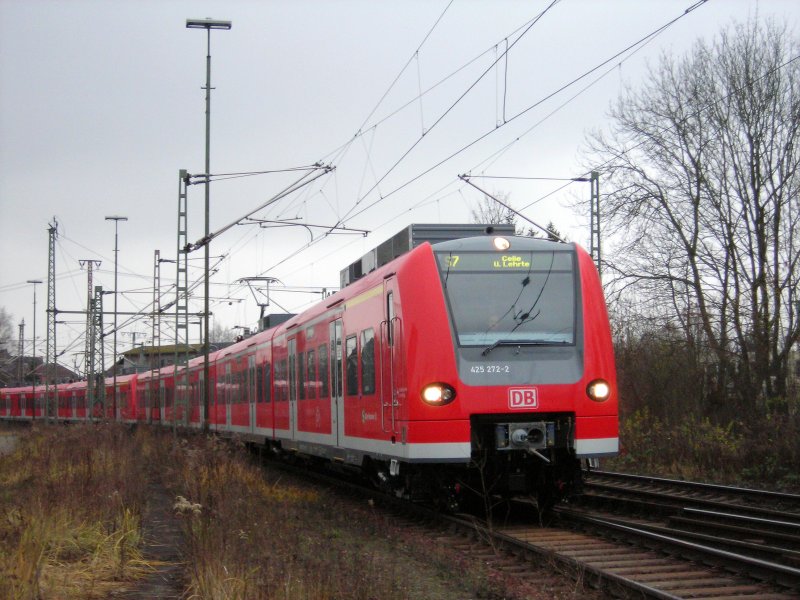 425 272 mit der zuknftigen S7 in Lehrte