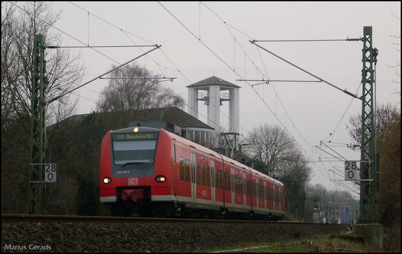 425 557-6 als RB11074 nach Duisburg Hbf bei der ausfahrt von Geilenkirchen. 1.3.2009