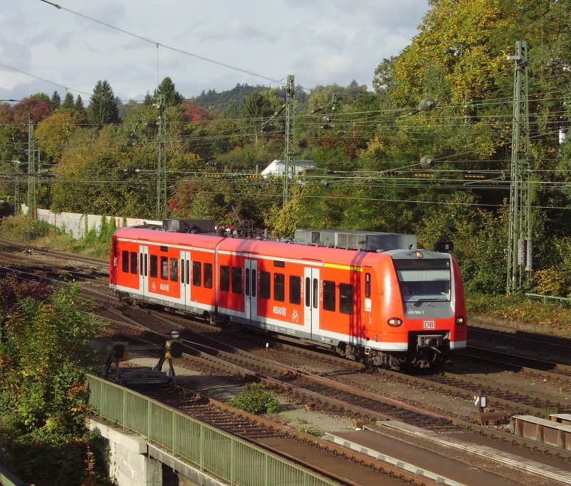 426 009-7 fhrt als RB 31343 aus Schaffhausen in Singen(Htw) ein. 02.10.08