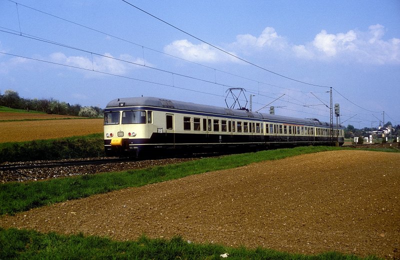 427 401  bei Ebersbach ( Fils )  23.04.83
