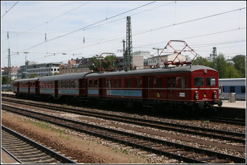 465 006/865 606 sonnt sich am 01.07.07 in der hei�en Mittagssone.