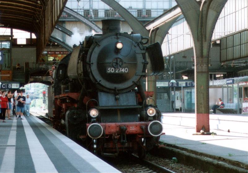 50 2740 der UEF im Sommer 2001 in Darmstadt HBF.