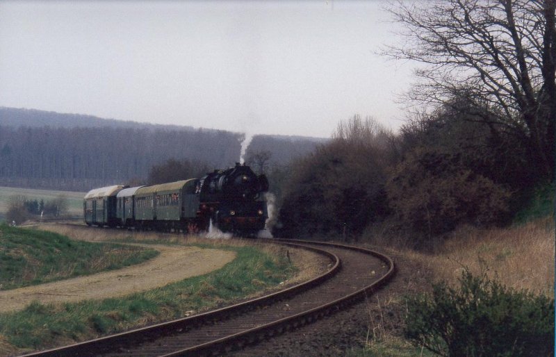 50 3708 auf einer Sonderfahrt von Vienenburg �ber Bad harzburg und Derneburg nach Bornum (Harz, fr�hjahr 2000)