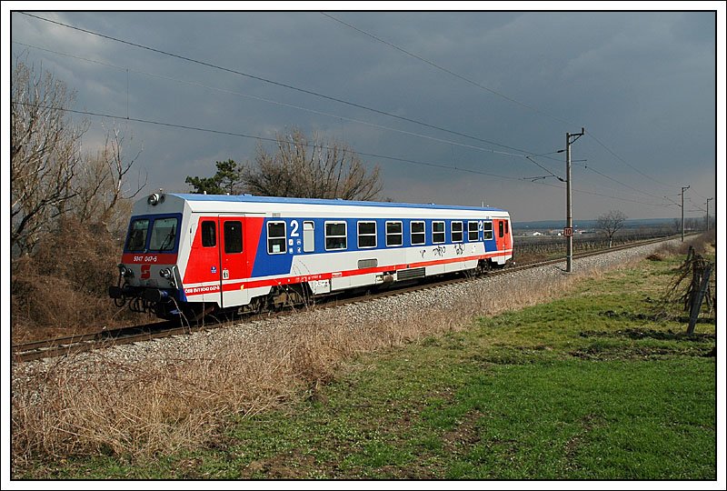 5047.047 als R 7819 von Neusiedl am See unterwegs nach Wiener Neustadt am 10.3.2007, aufgenommen zwischen Wulkaprodersdorf und Mllendorf.