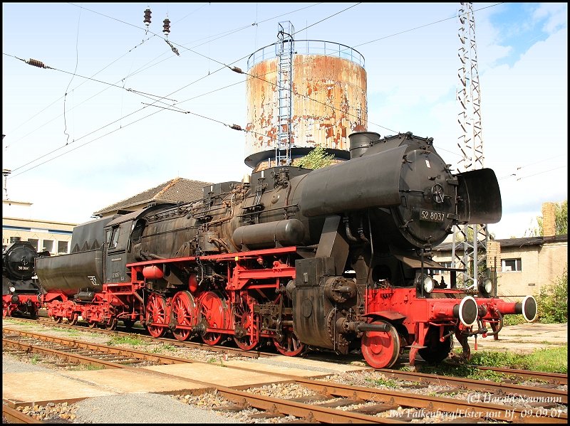 52 8037  beim alljhrlichen Eisenbahnerlebnistag in Falkenberg/Elster (Lok-Inh. B. Falz), 09.09.07.