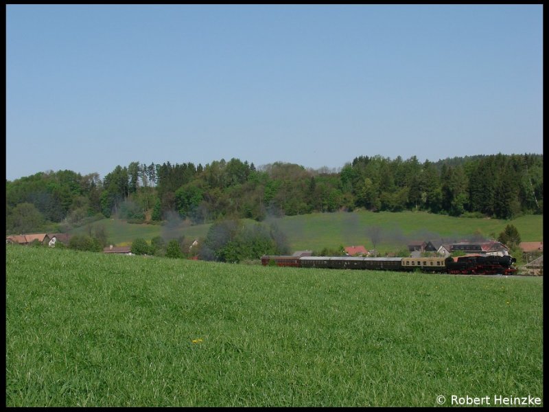 52 8080-5 mit Zvl.Sp/Lv 39353 von Lbau ber Zittau, Liberec, Jaromer bis Hradec Kralove bei Levinska Olesnice am 02.05.2009