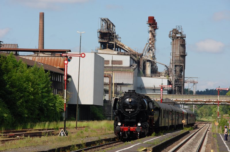 52 8195 mit Sonderzug am 30.05.2009 in Sulzbach-Rosenberg-Htte