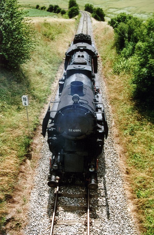 52.4984 von Ernstbrunn nach Korneuburg unterwegs ,aufgenommen
von der Brcke bei Karnabrunn
