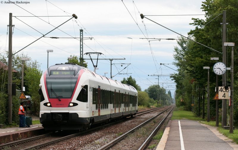 526 656-4 als SBB79830 (Konstanz-Engen)in Hp Reichenau(Baden) 30.7.09