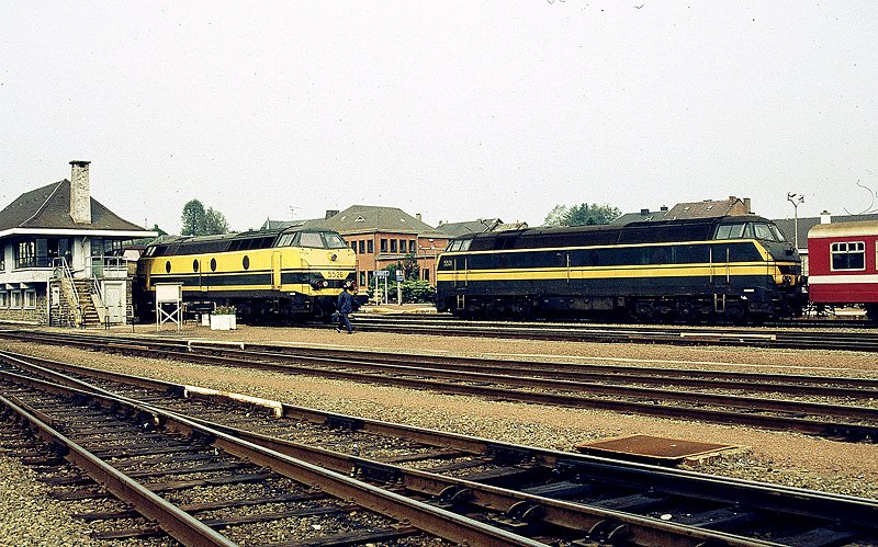 5526 + 5531 rangieren in Gouvy. 10-1991