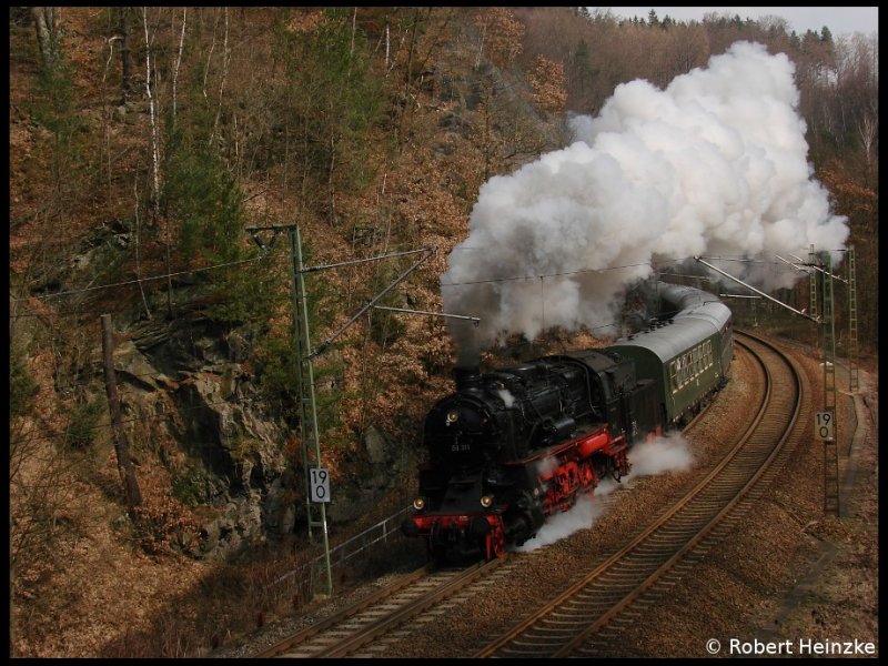 58 311 am 21.03.2009 mit einem Sonderzug von Dresden Hauptbahnhof nach Klingenberg-Colmnitz