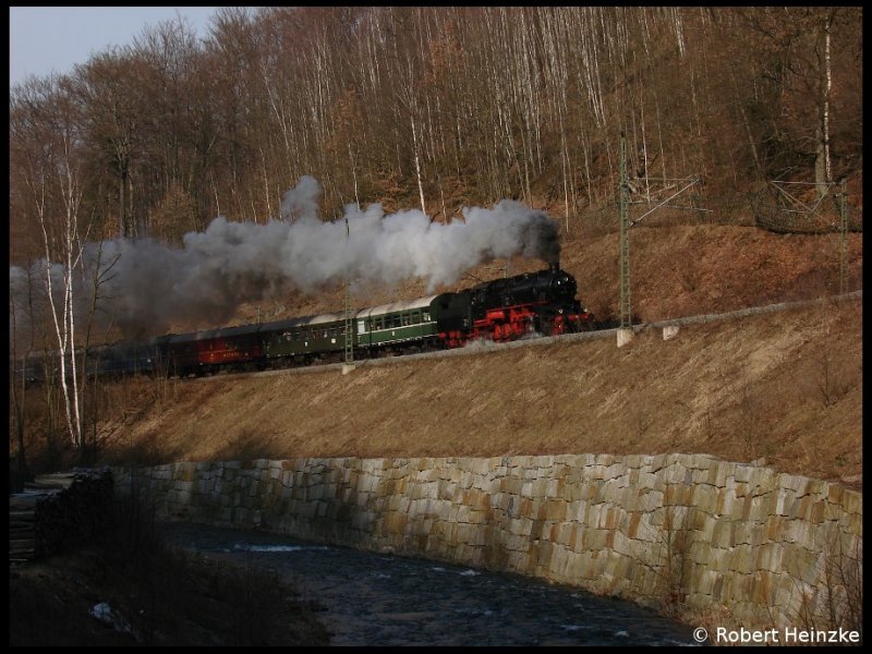 58 311 am 21.03.2009 mit einem Sonderzug von Dresden Hauptbahnhof nach Klingenberg-Colmnitz