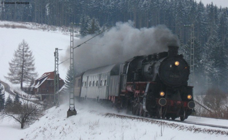 58 3111 auf der R�ckf�hrung von Triberg nach Rottweil am km 70,0 23.3.08