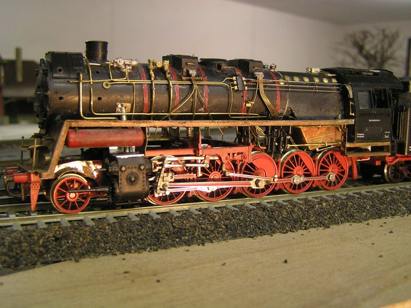 58.30: kleiner Eindruck zwischendurch. Die Steuerungsnderung steht mir noch bevor. Da einige Kesselteile noch bestellt werden mssen, ist das wohl eine der nchsten Aufgaben, die ich ohne Bestellungen erledigen kann.