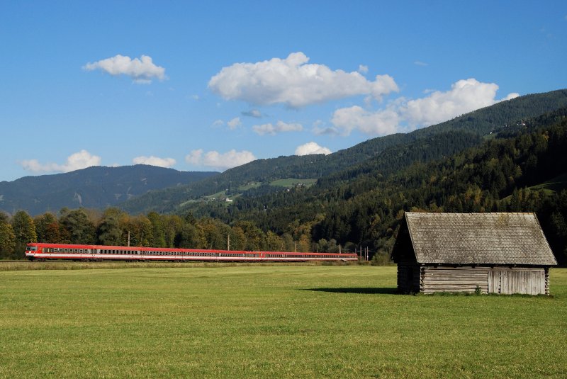 6010 001 und 6010 025 mit IC 518 bei Pruggern (24.09.2007)
