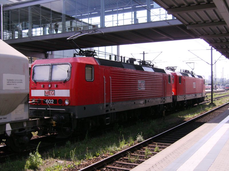 602 und 601 ex143er der MEG fahren am 30.07.2008
durch den Bahnhof Regensburg.