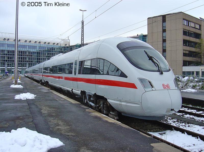 605 516 abgestellt in Mnchen Hbf am 19.11.2005.