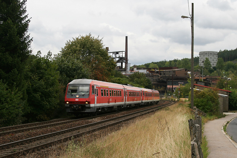 610 518 + 610 002 als RE 3562  am 04.09.2009 bei Sulzbach-Rosenberg.