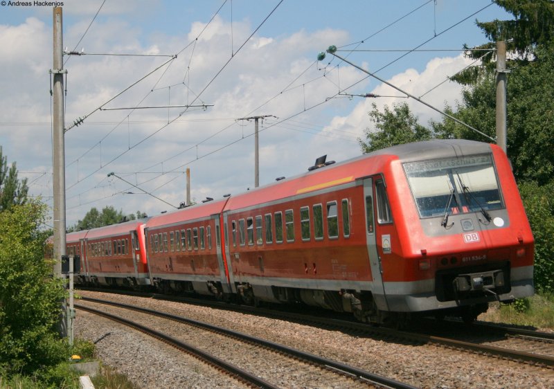 611 534-9 und *** als RE 3206 nach Neustadt(Schwarzw) am B� Pfohren 29.6.08