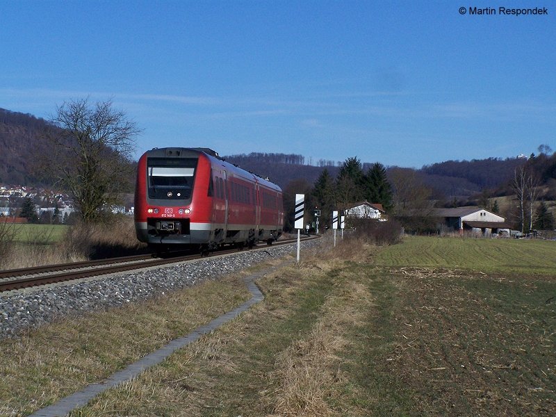 612 149-5 fhrt als IRE nach Ulm Hbf. Hier bei Oberkochen am 09.Februar 2008.