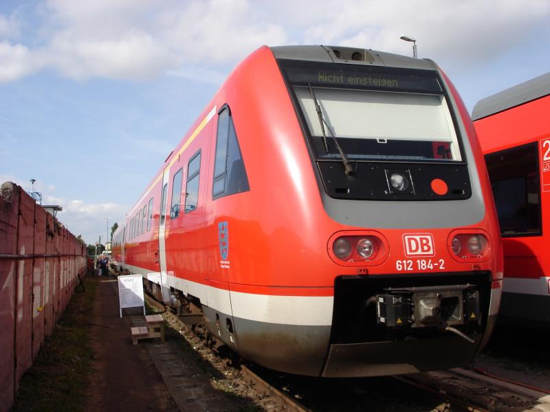 612-184 im DB Werk Erfurt. Aufgenommen zum Tag der offenen T�r am 27.08.05