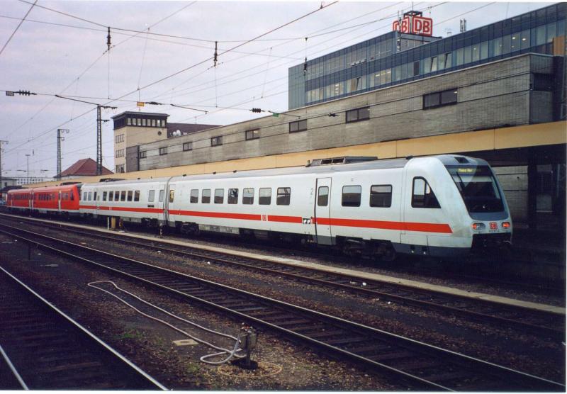 612 971+612 138 nach der Ankunft mit RB 23352 am 13.4.05 in Saarbr�cken.