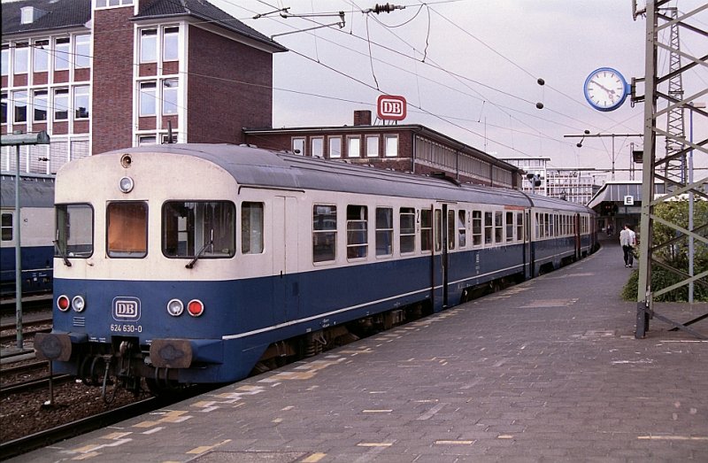 624 630-0 Mnster Hbf 04-08-1992.