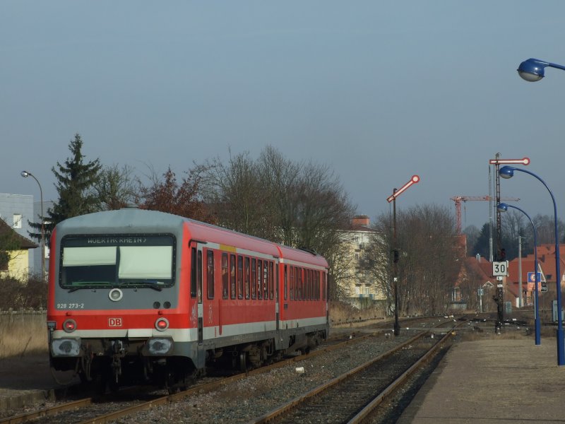 628 273 verlsst am 26.01.2008 den Bahnhof Lauterbourg und macht sich als RB auf den weg nach Wrth