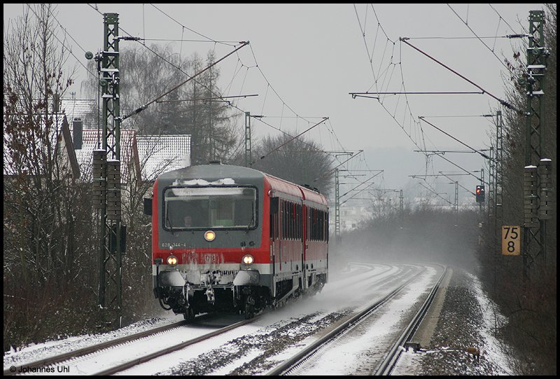 628 344-4 trotzte am Morgen des 6.01.2008 der Eisesklte und  erreichte planmig als RE von Ulm nach Ellwangen den Hofener Haltepunkt. 