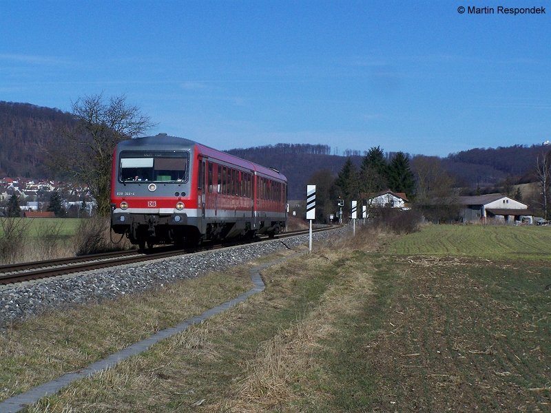 628 344 fuhr als RegionalExpress nach Ulm Hbf. Hier am 09.Febraur 2008 bei Oberkochen.
