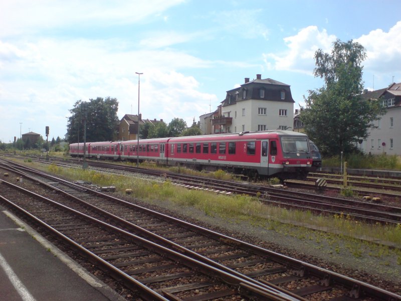 628 418-6, 928 418-3 und 628 431-9, 928 431-6 gemeinsam auf den weg von Gleis 70 zum Betanken am 22.06.08 in Weiden (Oberpfalz)