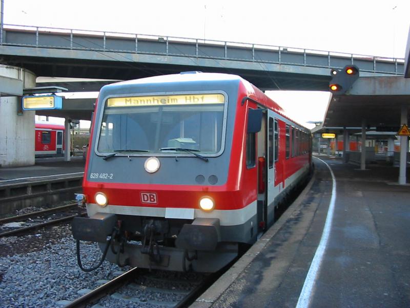 628-482 endet am 1.1.2006 ausserplanmig in Ludwigshafen Hbf.