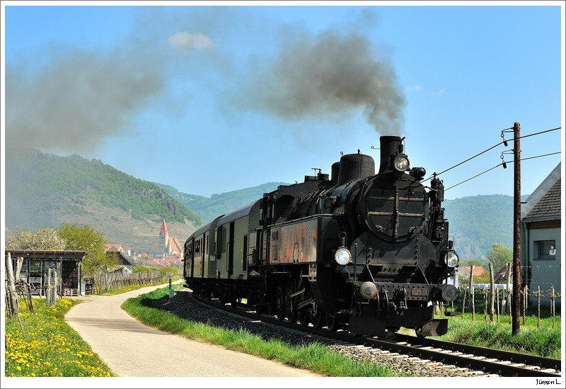 629.01 am 19.4.2009 mit dem R16258. Hier kurz vor Wsendorf-Joching.