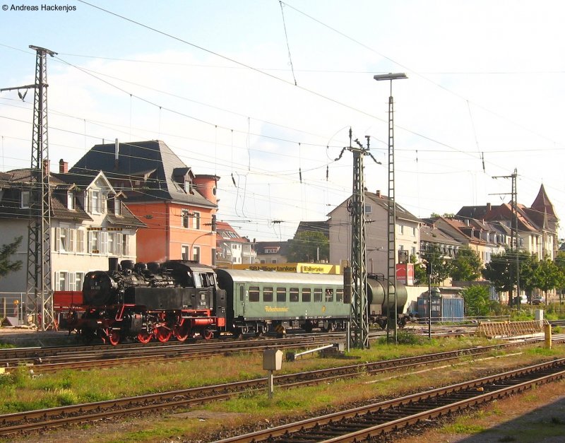 64 419  mit ihrer berfhrungfahrt vom Rebenbummler nach Crailsheim bei der Durchfahrt Offenburg 26.9.08 (kein DSLR Bild)