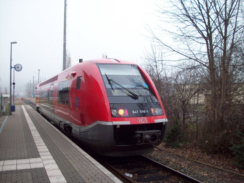 641 040, Reginalbahn von Kranichfeld nach Weimar.
(12.02.2008)