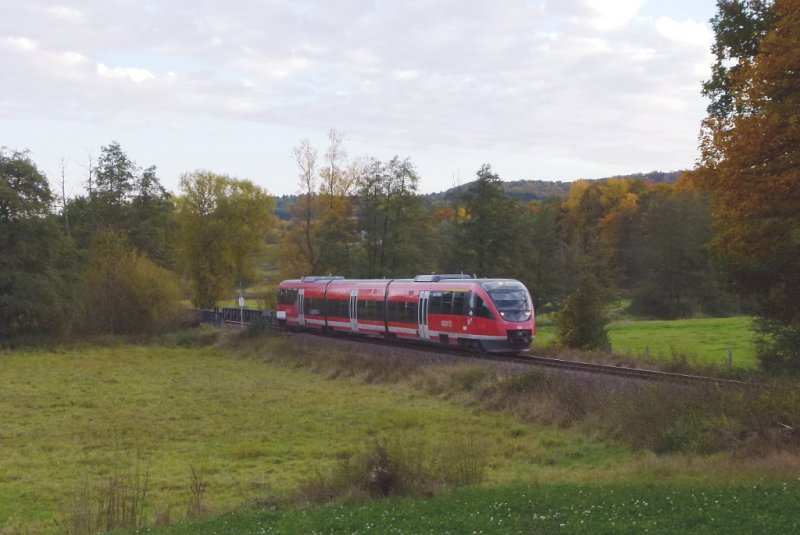 643 016 (Fritz Walter) ist als RB Kaiserslautern - Kusel am 19.10.2012 in Glan-M�nchweiler