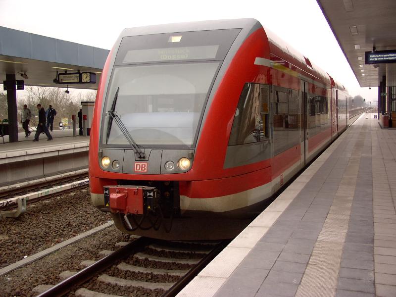646 024 der Linie RE6 Richtung Neuruppin / Wittstock
im Bhf. Berlin-Jungfernheide