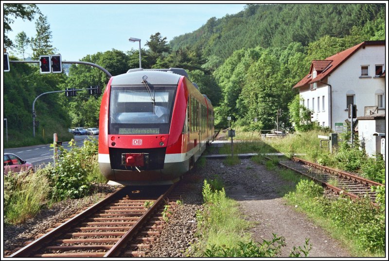 648 115 rollt am Morgen des 08.06.2007 als RB52  Volmetalbahn  nach Ldenscheid. Nchster Halt ist Schalksmhle.
