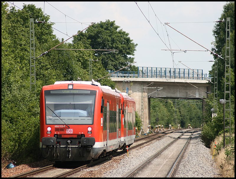 650 112-6 und ein weiterer 650er fuhren am 29.07.2008 von Crailsheim nach Ulm. Aufgenommen in Aalen-Hofen.